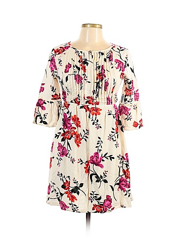 Old Navy Casual Dress (view 1)