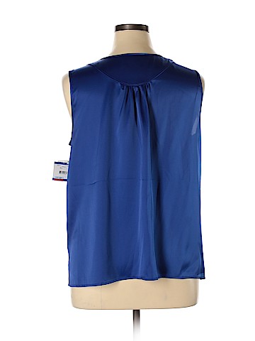 Kasper Sleeveless Blouse (view 2)