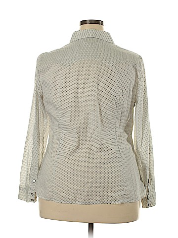 Forever 21 Long Sleeve Button-Down Shirt (view 2)