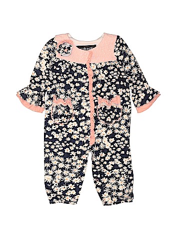 Isobella & Chloe Long Sleeve Onesie (view 1)