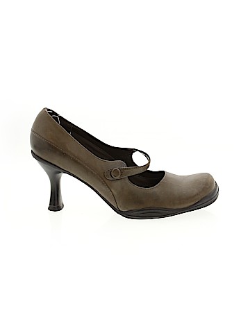 Kenneth Cole REACTION Heels (view 1)