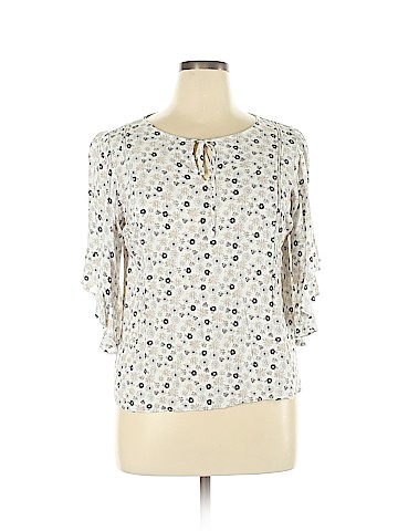 LC Lauren Conrad 3/4 Sleeve Blouse (view 1)