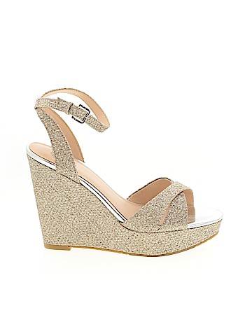 I.Miller Wedges (view 1)