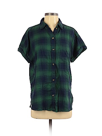 American Eagle Outfitters Short Sleeve Button-Down Shirt (view 1)