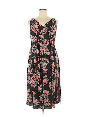 Ann Taylor Casual Dress (view 1)