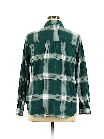 Universal Thread Long Sleeve Button-Down Shirt (view 2)