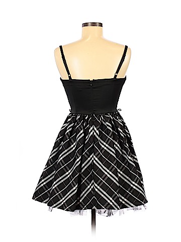 XOXO Casual Dress (view 2)