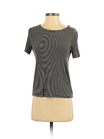 American Eagle Outfitters Short Sleeve T-Shirt (view 1)