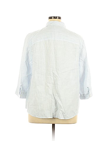 Chico's Long Sleeve Button-Down Shirt (view 2)