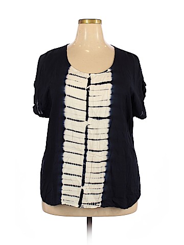 Olive and Oak Short Sleeve Blouse (view 1)