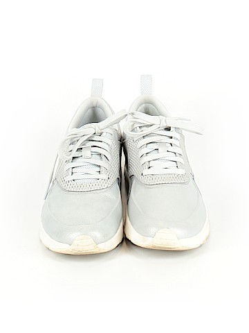 Nike Sneakers (view 2)