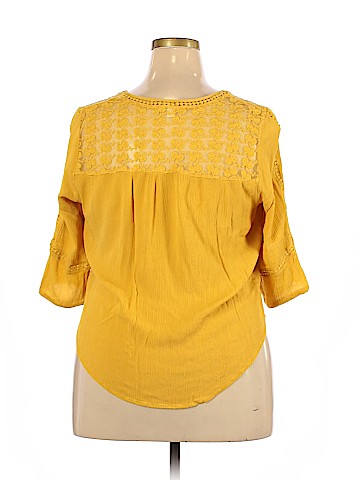 John Paul Richard 3/4 Sleeve Top (view 2)