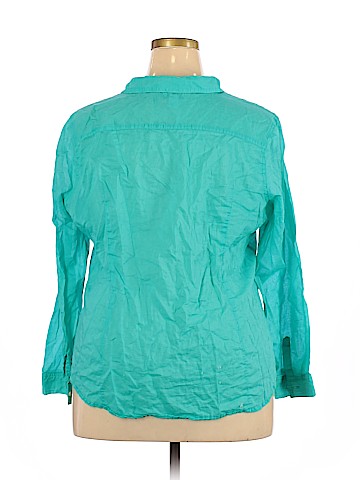 Old Navy Long Sleeve Button-Down Shirt (view 2)