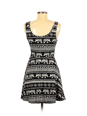 Forever 21 Casual Dress (view 2)