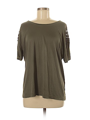 Romeo & Juliet Couture Short Sleeve Top (view 1)