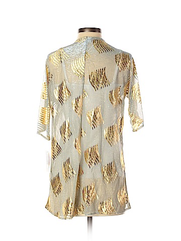 Lularoe Kimono (view 2)