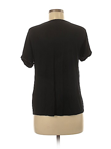 Forever 21 Short Sleeve T-Shirt (view 2)