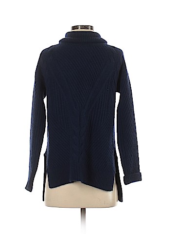 Neiman Marcus Cashmere Pullover Sweater (view 2)