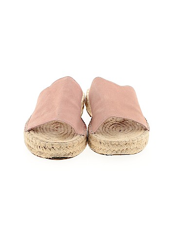 Urban Outfitters Sandals (view 2)