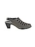 Munro American Gray Heels Size 9 - photo 1
