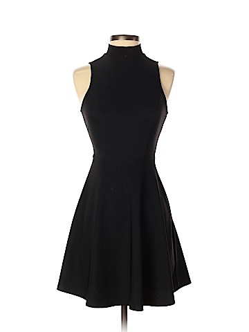 Monteau Casual Dress (view 1)