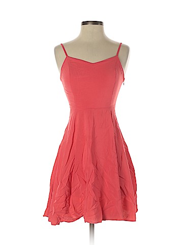 Old Navy Casual Dress (view 1)