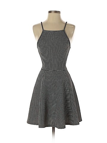 H&M Casual Dress (view 1)