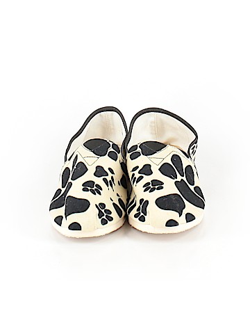 Unbranded Flats (view 2)