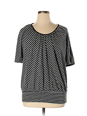 a.n.a. A New Approach Short Sleeve Top (view 1)