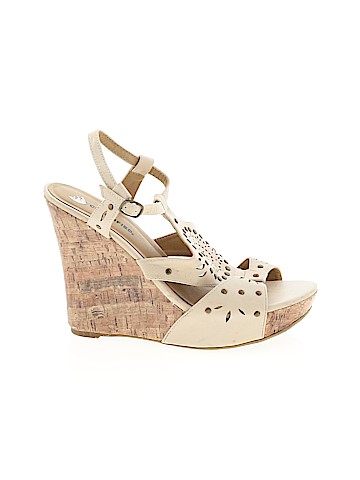 City Classified Wedges (view 1)