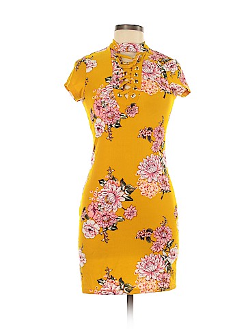 No Boundaries Casual Dress (view 1)