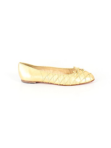 Stuart Weitzman Flats (view 1)