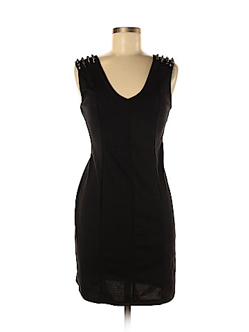 Max and Riley Casual Dress (view 1)