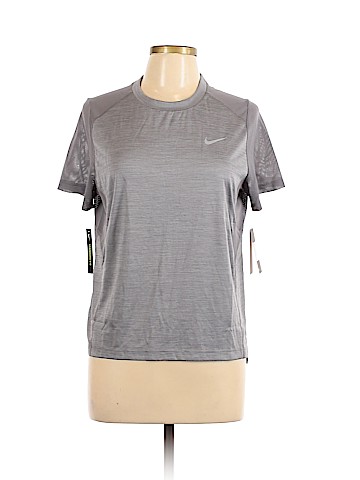 Nike Active T-Shirt (view 1)