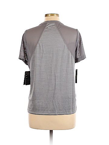 Nike Active T-Shirt (view 2)