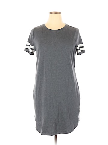 Forever 21 Plus Casual Dress (view 1)