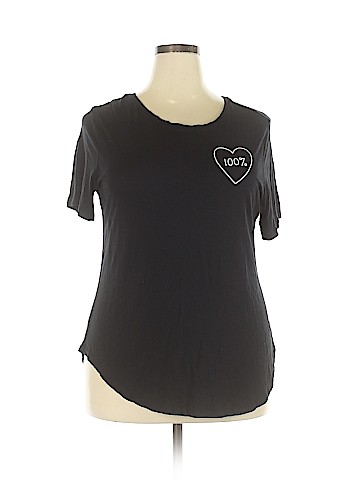 Old Navy Short Sleeve T-Shirt (view 1)