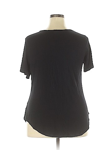 Old Navy Short Sleeve T-Shirt (view 2)