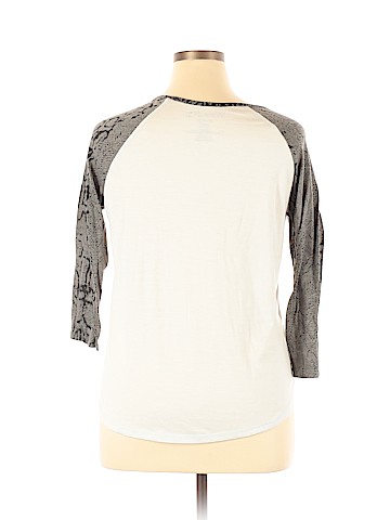 Wound Up 3/4 Sleeve T-Shirt (view 2)