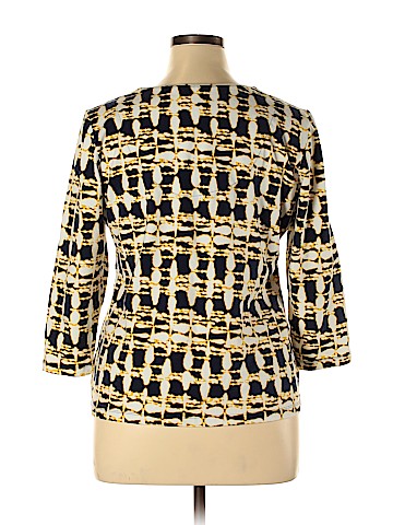 Lark Lane 3/4 Sleeve Top (view 2)