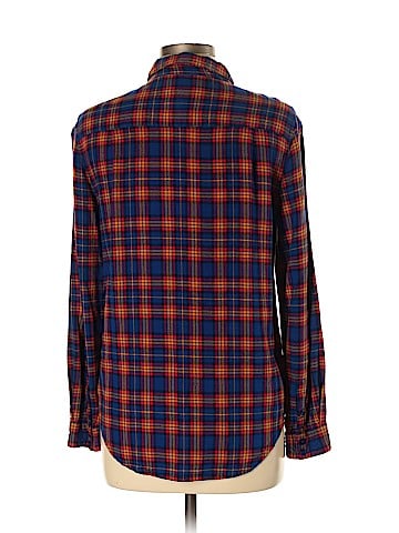 Forever 21 Long Sleeve Button-Down Shirt (view 2)