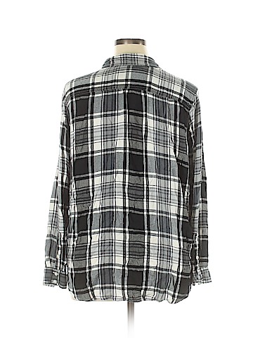 Mossimo Supply Co. Long Sleeve Button-Down Shirt (view 2)