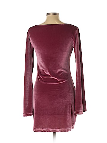 Urban Outfitters Casual Dress (view 2)