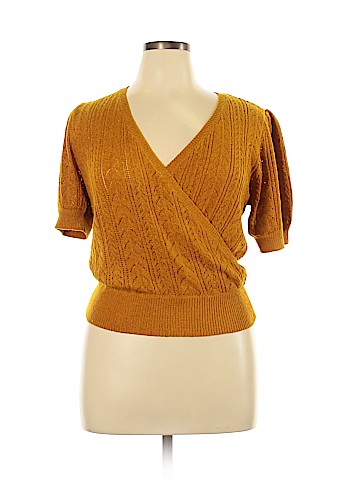 7th Avenue Design Studio New York & Company Short Sleeve Top (view 1)