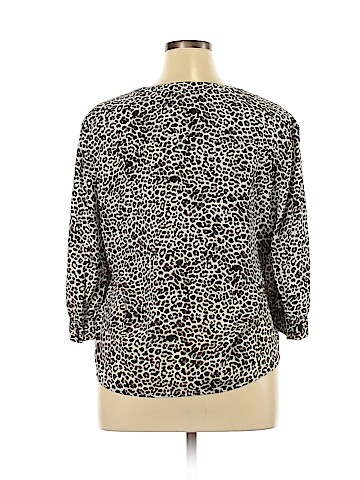 Soho JEANS NEW YORK & COMPANY Long Sleeve Blouse (view 2)