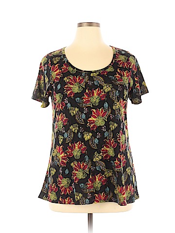 Lularoe Short Sleeve T-Shirt (view 1)