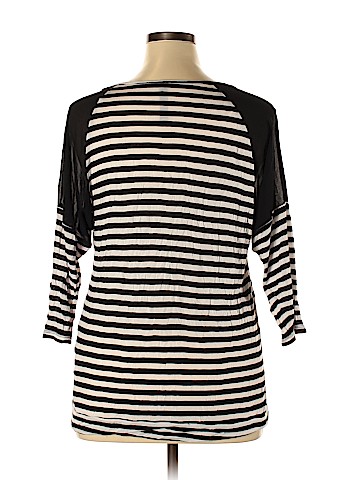 Jessica Simpson 3/4 Sleeve Top (view 2)