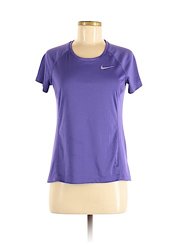 Nike Active T-Shirt (view 1)