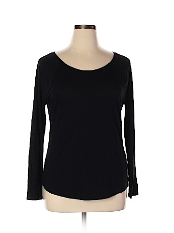 Old Navy Long Sleeve T-Shirt (view 1)