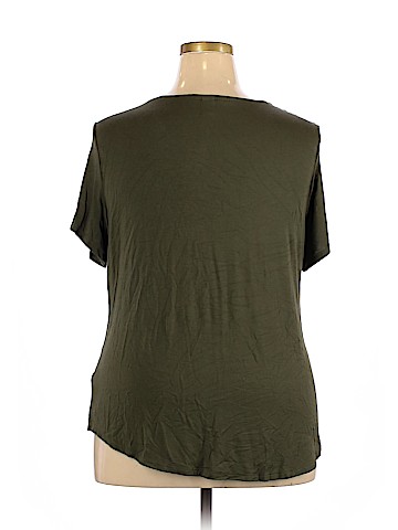 Old Navy Short Sleeve T-Shirt (view 2)